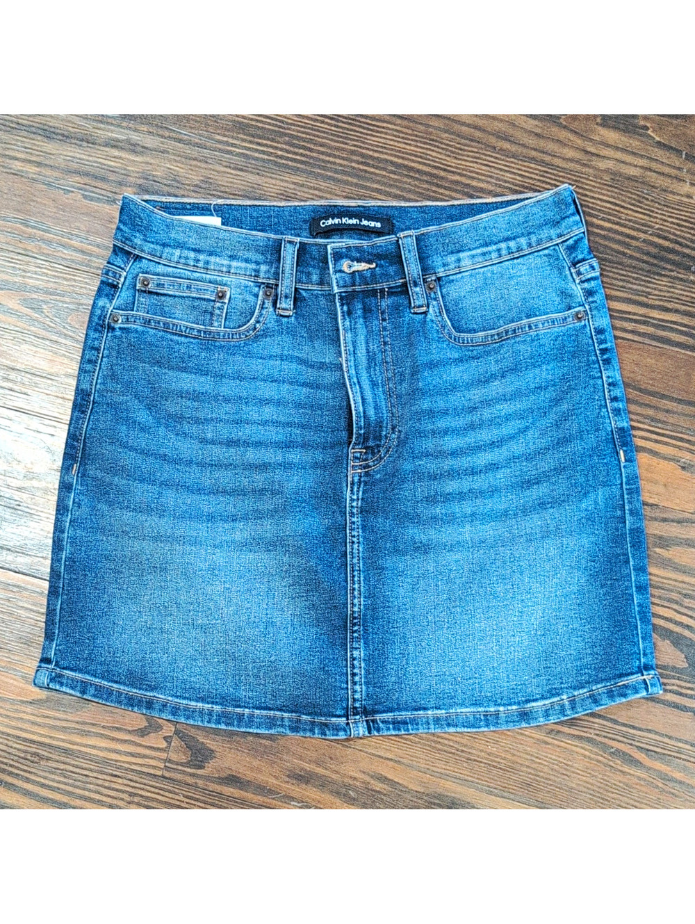 Calvin Klein Jeans Women’s Blue Denim Mini Skirt Size 6 Zip Pockets Logo